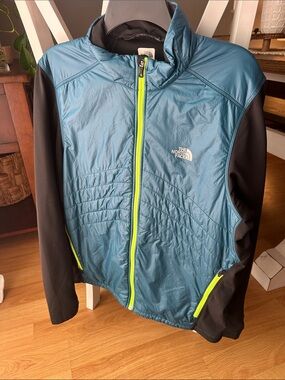 The North Face Teal Puffer Jacket with Black Sleeves and Lime Zippers